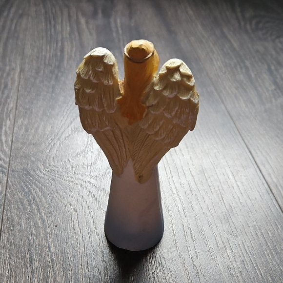 Angel Figurine with Dove and Blessing - Picture 5 of 6